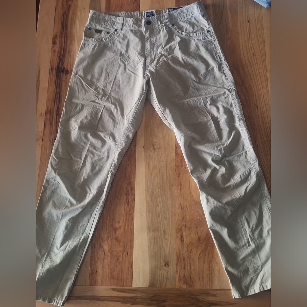 Kuhl Womens 16s Cargo Outdoor Hiking Tan Mountain Hunting Pants